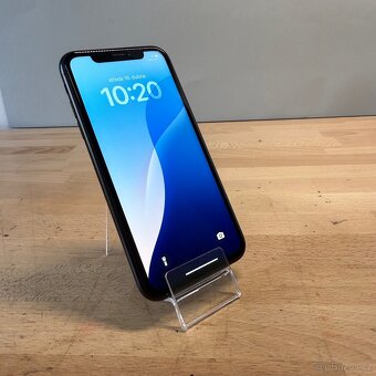 iPhone XR 64GB, černý (12 měsíců záruka) - 7