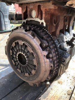 Motor K4M 750 renault Kangoo 4x4 - 7