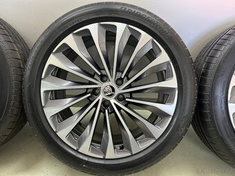 TOP letní originál sada Škoda Enyaq Asterion 5x112 - 7