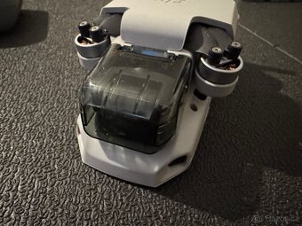 DJI Mini 2 SE Fly More Combo - 7