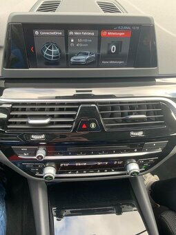 Bmw 520d Touring 2018 Sport Line+Webasto+DPH - 7