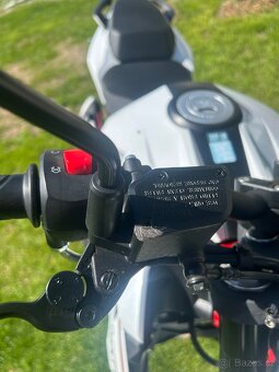 Benelli Bn 125 - 7