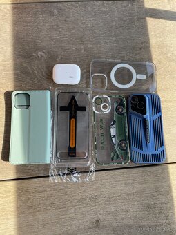 NOVÝ iPhone 15 - ZÁRUKA - 7