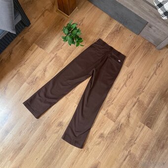 Hnědé dickies kalhoty velikosti 28x32 - 7