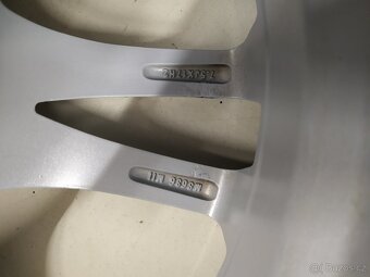Pneu 235/65R17 - 7