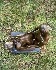AKT Erotická bronzová socha - sex - 7