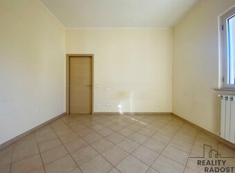 Prodej bytu 2+kk 77 m², Via Lazio, Montesilvano, Itálie - 7