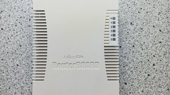 Router MikroTik - 7