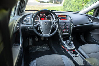 Opel Astra 1,4 Turbo, 103 kW - 7