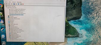 Stolní PC ASUS + 22" monitor Acer + klávesnice – SSD, 8 GB - 7
