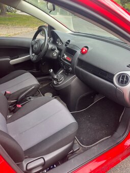 Mazda 2 hatchback 1.4 - 7