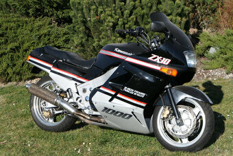 Kawasaki ZX10 ( 1989 ) - 7