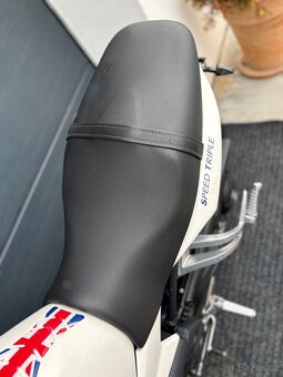Triumph Speed Triple 1050 - 7