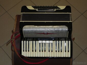 Stará harmonika Lignatone - 7