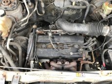 Mazda Tribute 2001 2,0i 16V 91kW -YF- dily z vozu - 7