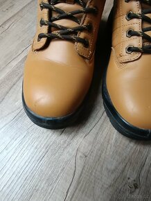 Dunlop vel.42 - 7
