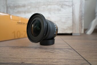 NIKON 10-20 mm f/4,5-5,6G VR AF-P DX - 7