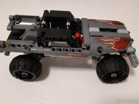 LEGO TECHNIC - 7