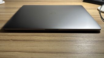MacBook Pro (15 palcový, 2016) - 7