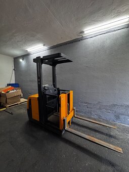 Vychystávací vozík Jungheinrich za 35.000Kč - 7