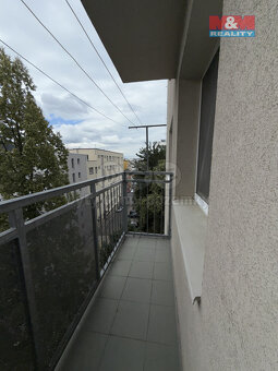 Pronájem bytu 1+kk, 28 m², Zlín, ul. Bratří Jaroňků - 7