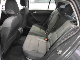 Volkswagen E-golf 100kw model 2021,baterie 36kwh,220km - 7