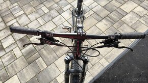 Apache Manitou A5 Lady - 7