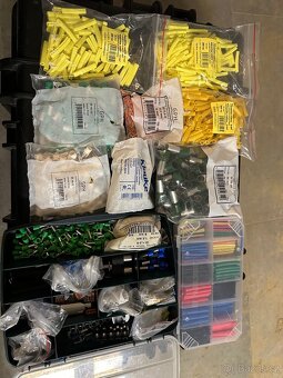 Vybavený kufr s elektro nářadím - 7