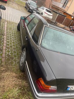Mercedes w124 e200d 1995 - 7