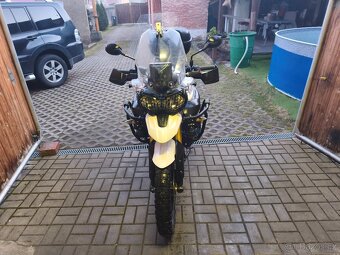 Triumph Tiger 800 - 7