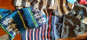 MIX čepic a šálů - 19 kusů - 7