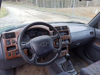 TOYOTA RAV 4 2.0i 1996 - 7