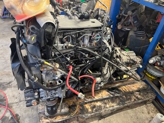 Iveco daily 2.8hpi motor 2006 motor multikára - 7