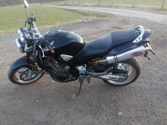 Honda hornet 900 - 7