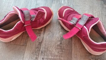 Boty zn.Superfit vel.30
- 7