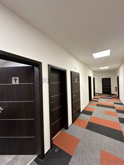 Bez provize ronájem kanceláře 28m2 Praha Stodůlky - 7