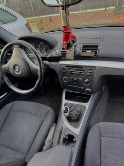 BMW 118D - 7