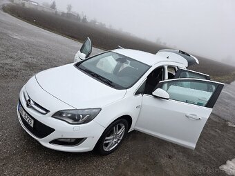 Opel Astra Sports Tourer 2013 - 7