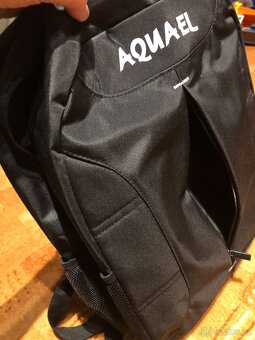 Černý batoh nový, praktický - 7