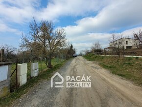 Prodej pozemku vhodného k výstavbě rodinného domu ve Šternbe - 7