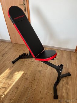 Polohovatelná lavice na posilování - 7