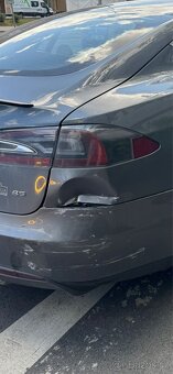 Tesla S 85. - 7
