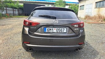 Mazda 3 Revolution 2017 - 7