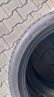 Prodám 2 x letní pneu Bridgestone 245/40/19 - 7