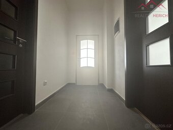 Pronájem bytu 2+1 (70 m2) Jeronýmova, Louny - 7