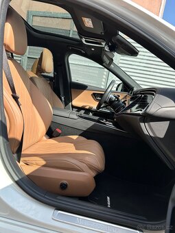 Mercedes E-220d 4-Matic AMG + Exclusive stav nového 4D - 7