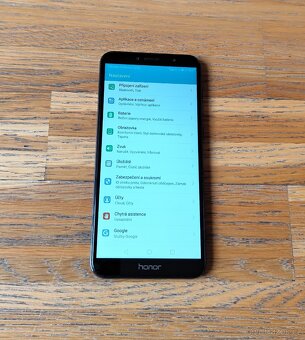 HONOR 7A (AUM-L29) LTE 3 GB/32 GB - 7