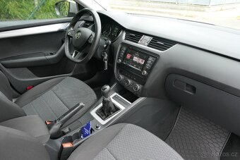 ŠKODA OCTAVIA COMBI TDI,2016,ZARUKA KM. - 7
