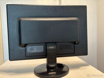 PC sestava HP Pavilion s monitorem LG 24" - 7