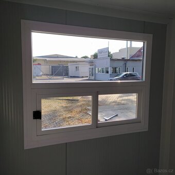 Obytný kontejner o rozměru 2,4 x 2,4 m s výdejním oknem - 7